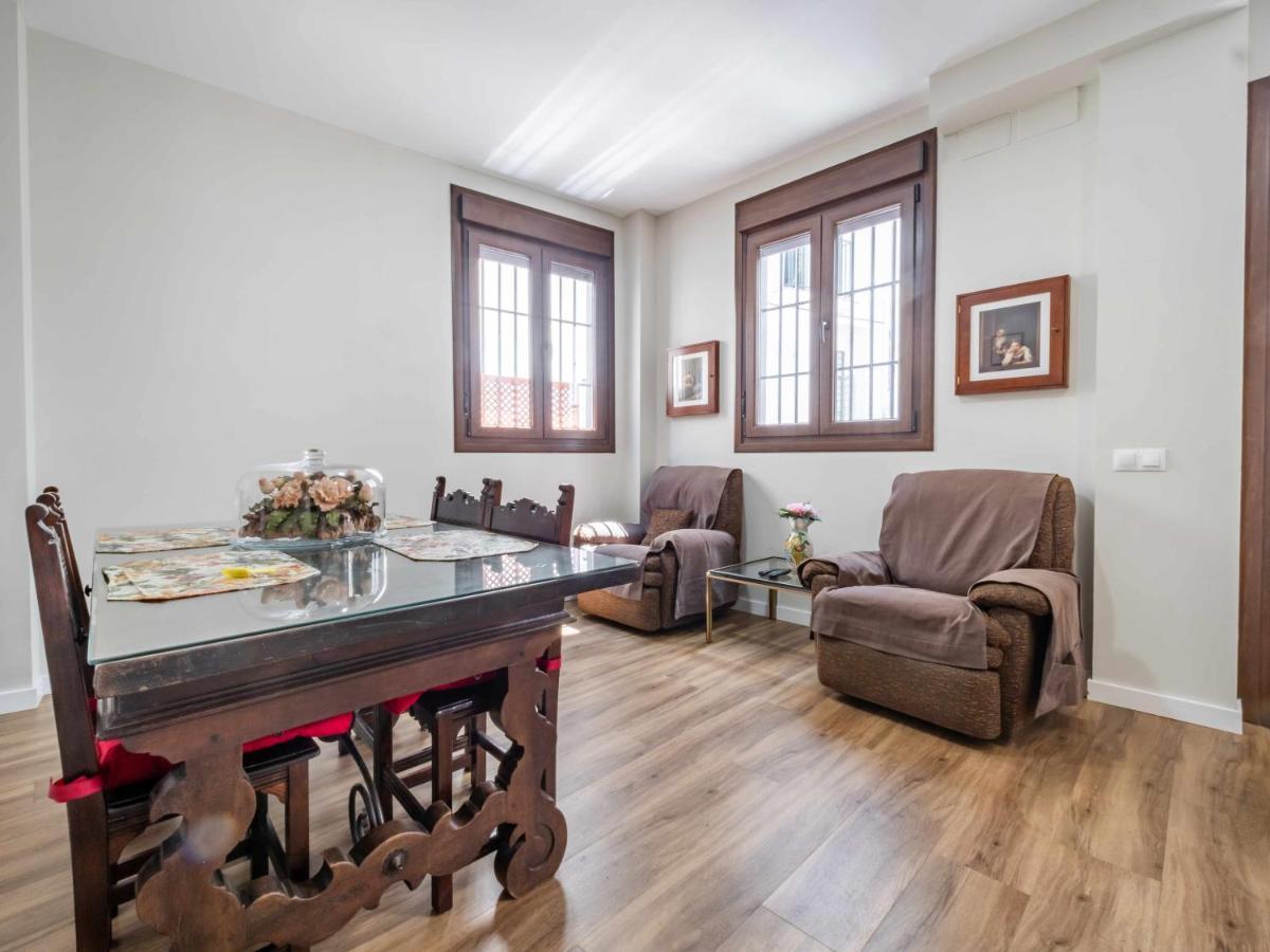 2 Bedrooms 2 Bathrooms - Triana- * Séville